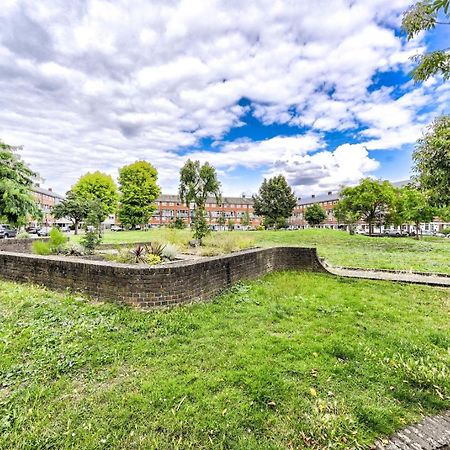 شقة Guestready - Bold Modernity Near Kennington Park لندن المظهر الخارجي الصورة